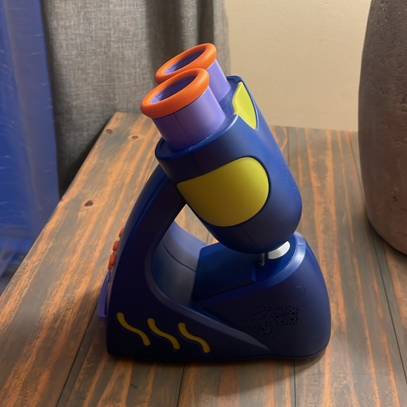 Talking Microscope - Picture 3 of 4